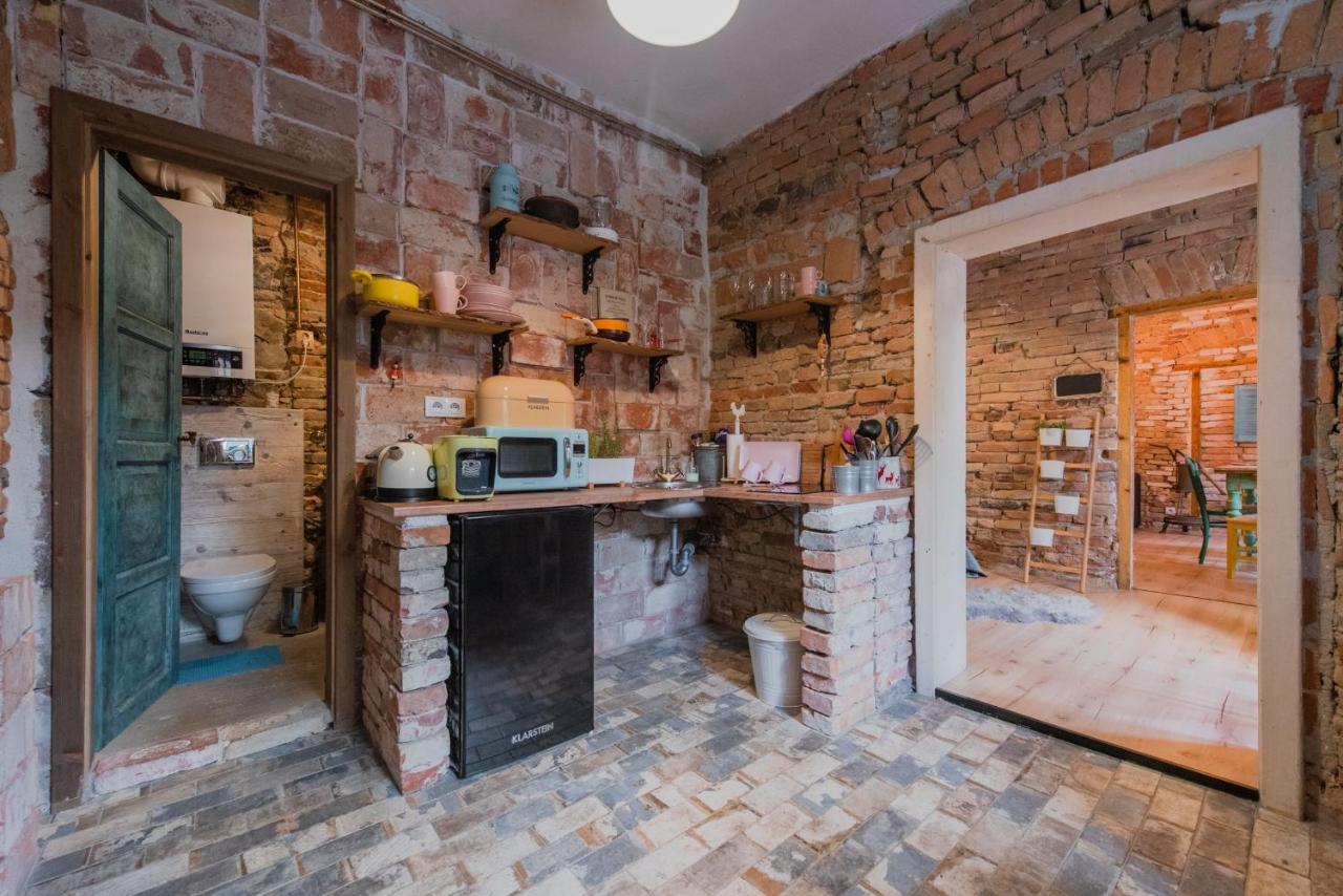 Accommodation At The Folklore Apartment Bratislava Luaran gambar
