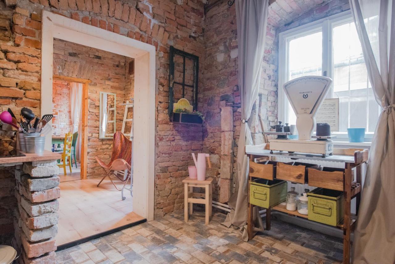 Accommodation At The Folklore Apartment Bratislava Luaran gambar
